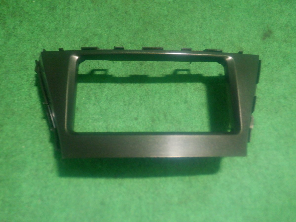 【B】トヨタ プリウスα ZVW41W 純正 オーディオパネル 55405-47091 横20cm×縦10cm拍卖