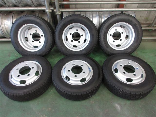 送料無料 スタッドレス 195/75R15 BS W979 21年 エルフ TM15×5J 116.5-8TC 5穴 再塗装 6本セット 拍卖