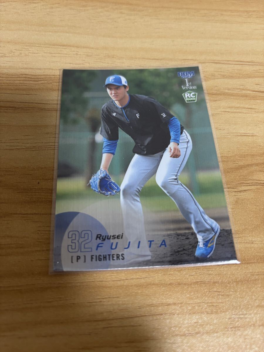 BBM 2025 1st version 北海道日本ハムファイターズ 藤田琉生 ルーキーパラレルカード 300枚限定 銀紙版 ファーストバージョン拍卖