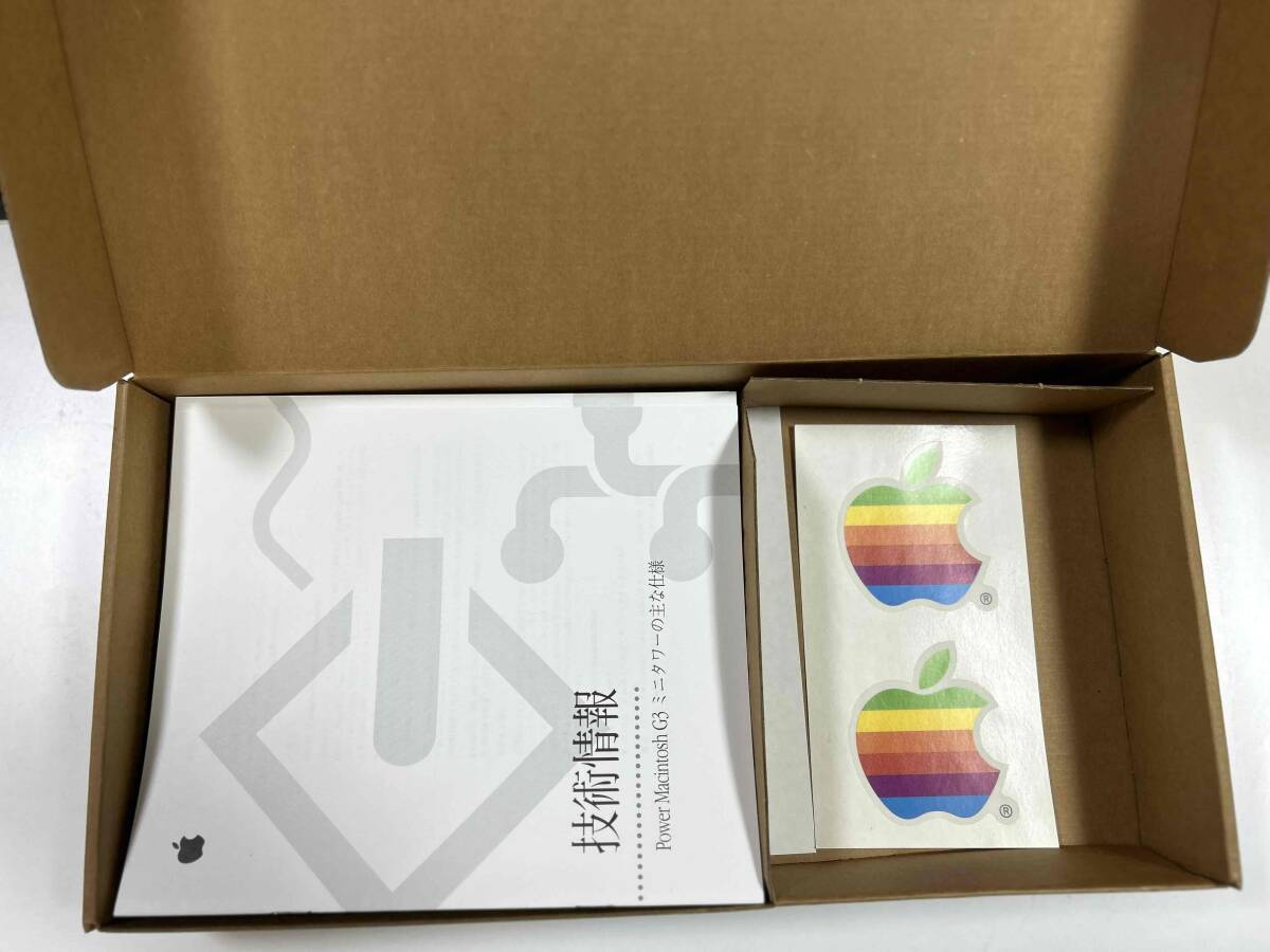 【Apple ヴィンテージ・未使用】純正Macマニュアル6冊(美本)+Apple 虹ロゴステッカー2枚 セット【箱入り】拍卖