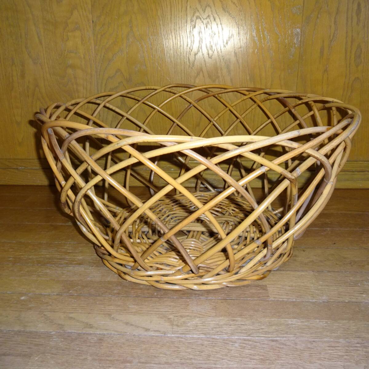 昭和レトロ銭湯脱衣籠 籐籠 籐脱衣籠 当時物籐銭湯脱衣籠拍卖