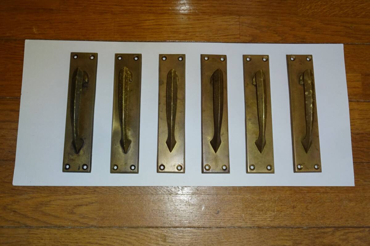 真鍮鋳物ドア取っ手 レトロ建具取っ手 座付きドア取っ手 昭和レトロ当時物 ヴィンテージ 建具取っ手 6個セット拍卖