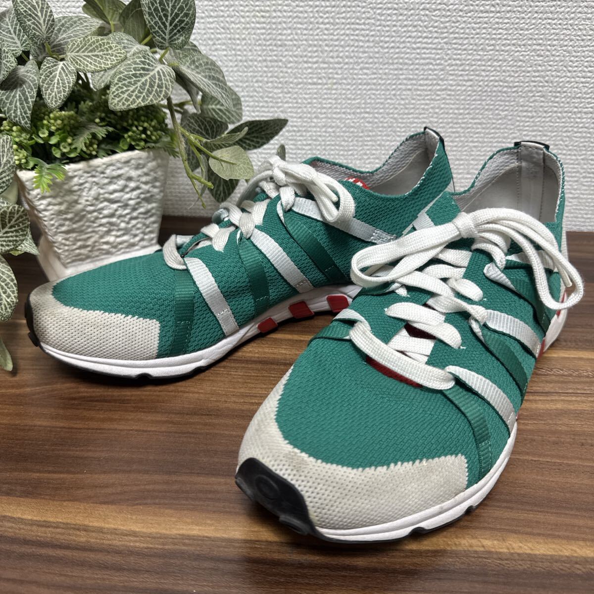 アディダス エキップメントレーシング93 ローカットスニーカー拍卖