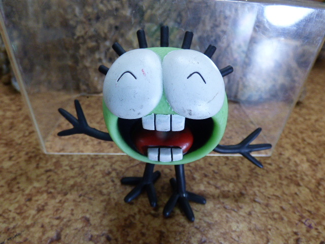 む102.楳図かずお まことちゃん まこと虫 黄緑 蓄光タイプ 昭和レトロ コレクション拍卖