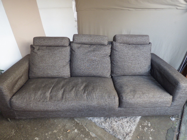 ほ655【直接引き取り対応*京都発】トリプルソファ 3人掛け ファブリックソファ ブラウン 肘付き ニトリ 拍卖