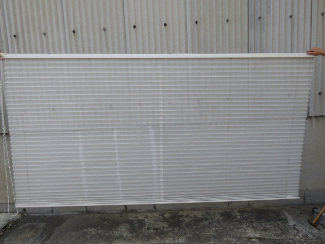 む140.プリーツスクリーン ブラインド プリーツカーテン PMQ-25 M7210 防炎 2560×1300 ホワイト メッシュ拍卖