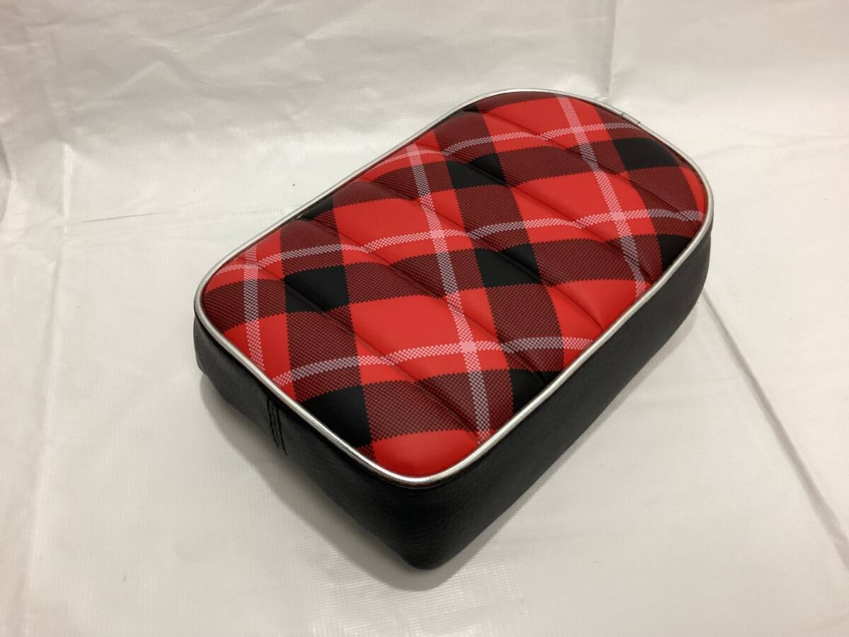 ホンダ モトコンポ シート 赤系 銀PP 防水タックロール 検(モンキー30周年 40周年 Z50M) 社外品シート 防水タックロール ロゴなし 拍卖