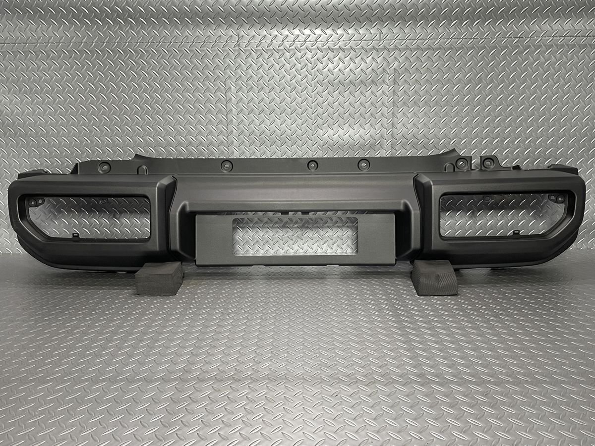 【新車外し】JB74W ジムニーシエラ 純正 リアバンパー センサー穴なし 素地黒/ブラック 品番71811-78R #23050283 (24030072)拍卖
