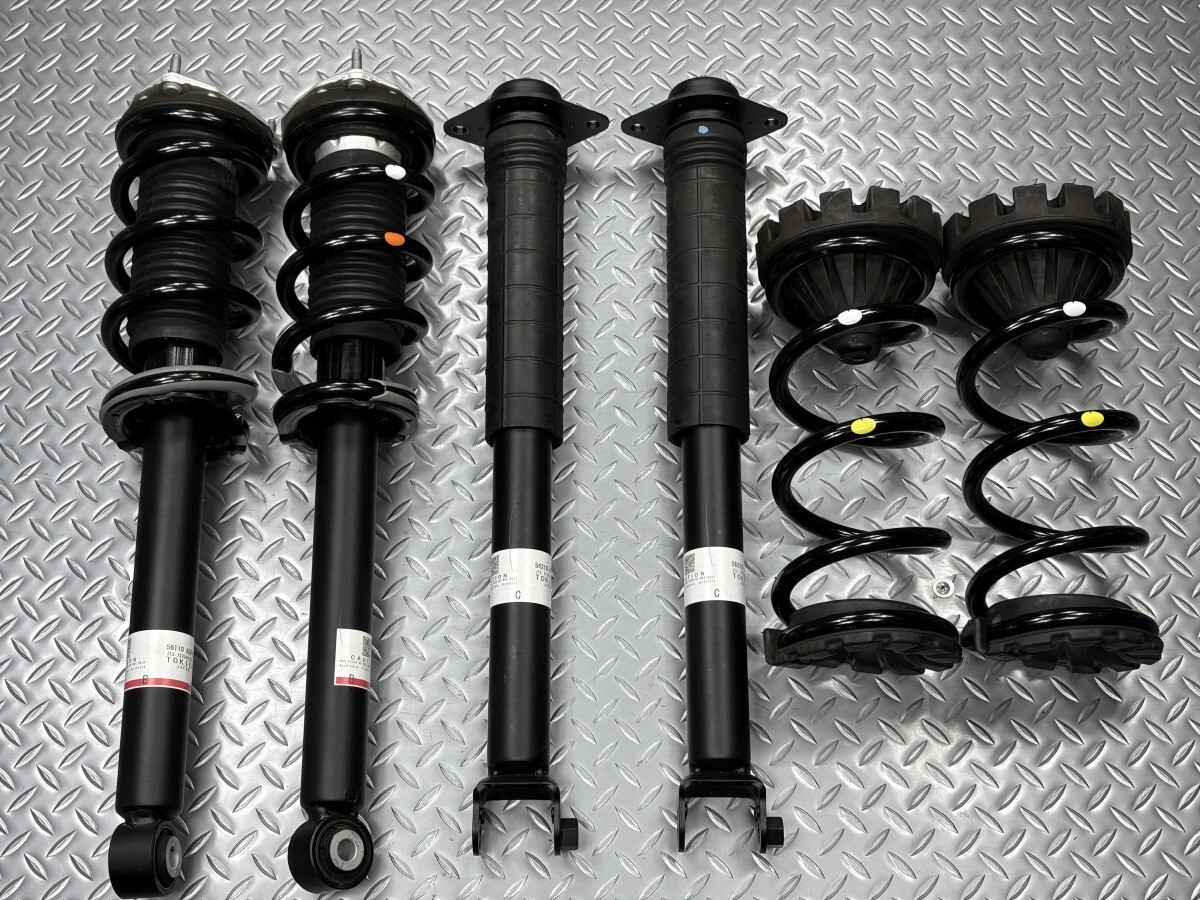 【新車外し】RZ34 日産 新型フェアレディZ 純正 サスキット 品番56110-6GP0C/56210-6GP0B ショックアブソーバー スプリング (25060051)拍卖