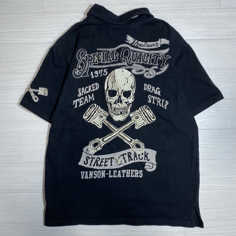 VANSON/ヴァンソン/バンソン/クロスピストン×スカル刺繍/半袖ポロシャツ/襟裏プリント/ブラック/シャンパンゴールド刺繍/袖ピストン刺繍拍卖