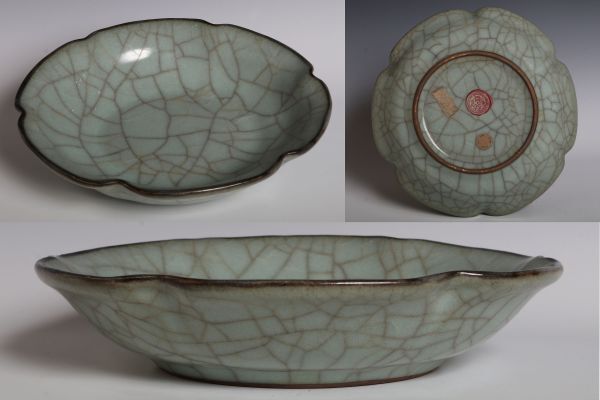 N26150 中国陶器 哥窯 青磁花口盤(蝋印付) 径約19.5cm 皿 書道具 文房具 検:青磁 青瓷 哥窯 中国 古玩 唐物拍卖