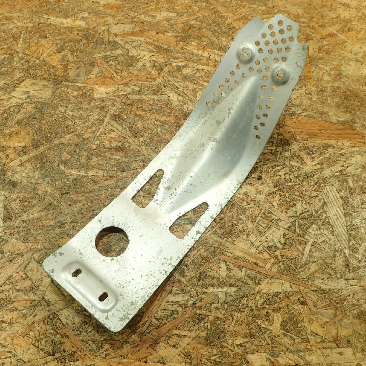 【送料Mサイズ】ハスクバーナ ZKHA200AA9V006*** TE250 エンジンガード 検.( インジェクション 20258 1 水3拍卖