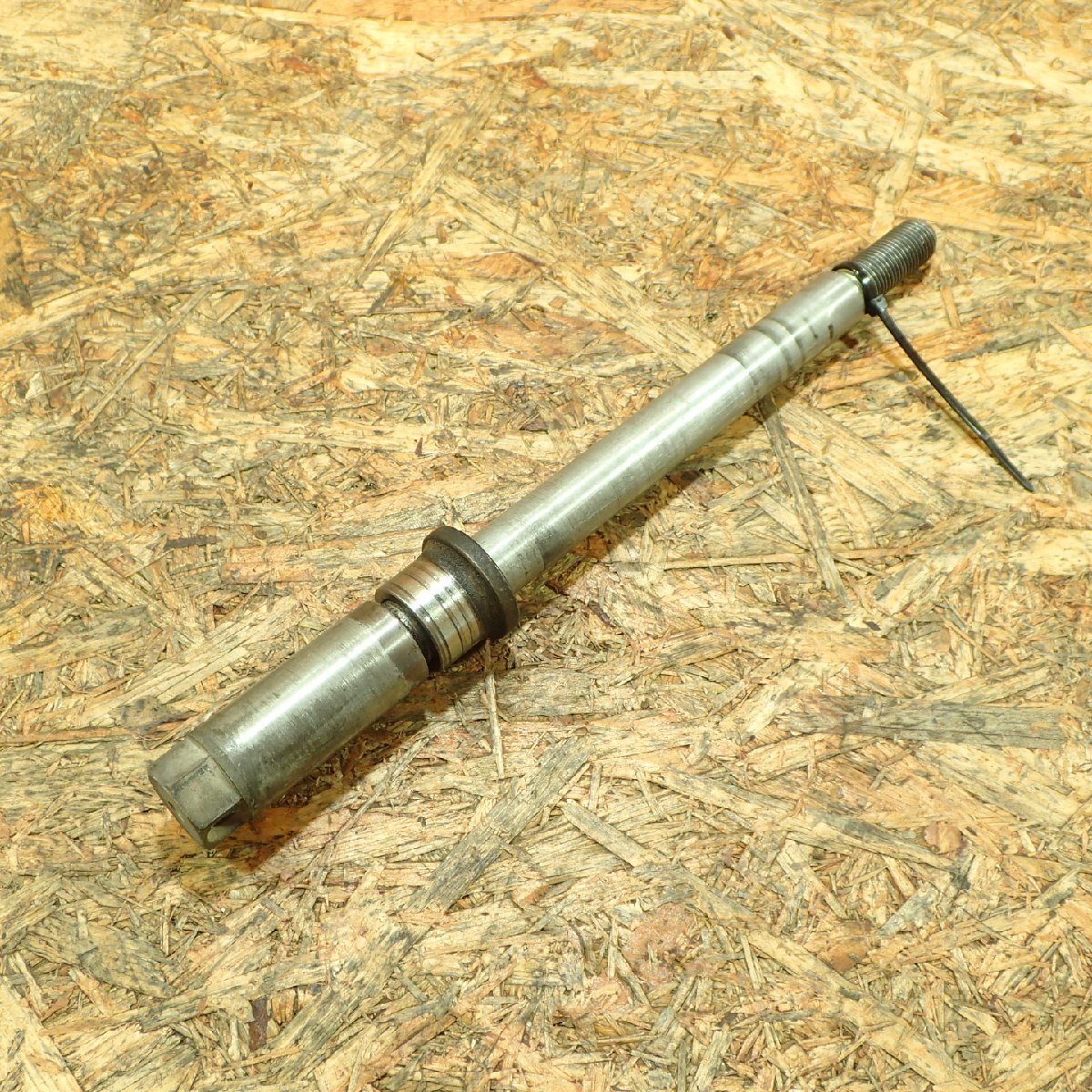 【送料SSサイズ】HONDA MD29-1000*** XLR200R フロントアクスルシャフト 検.( 20258 21 火8拍卖