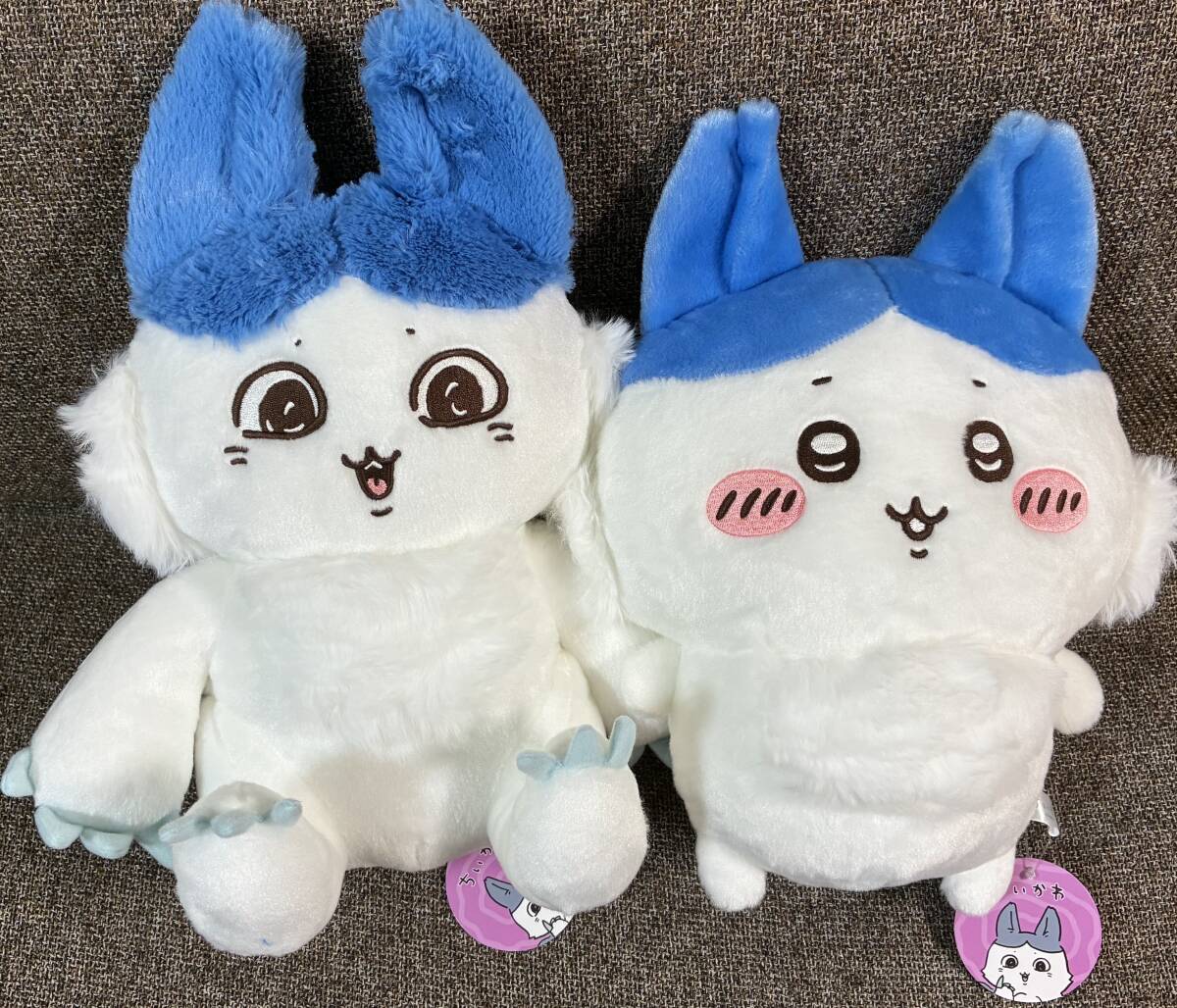 ちいかわ パラレルワールド !? BIGぬいぐるみ ハチワレ 全2種セット拍卖