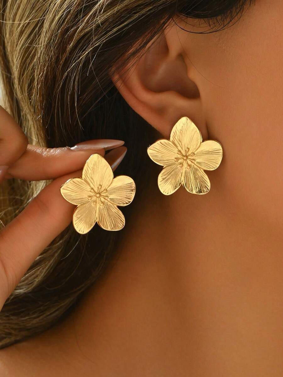 ジュエリー レディース イヤーアクセサリー 1ペア エレガントな花柄レトロデザイン ファッションピアス レディース用拍卖