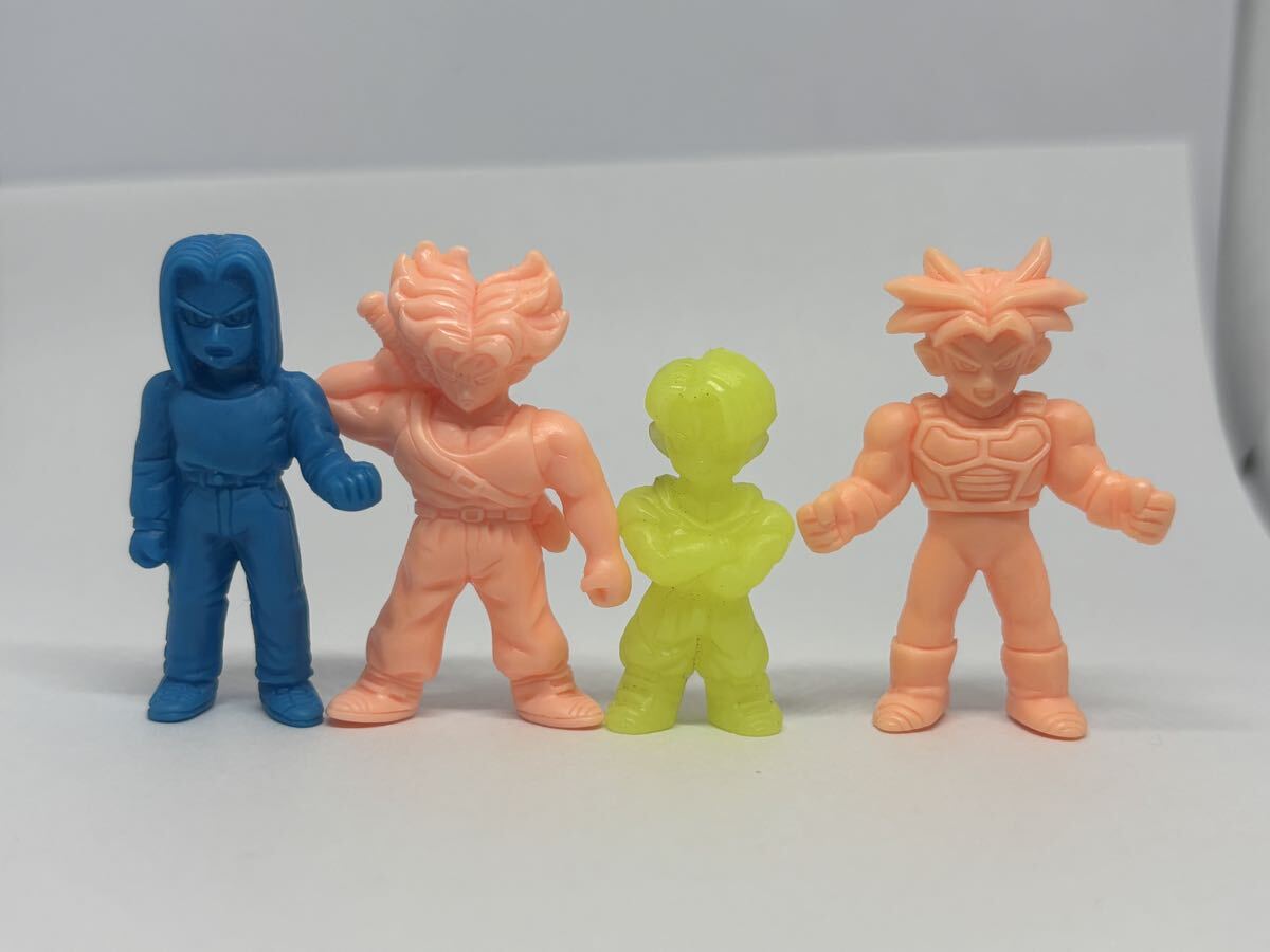 トランクス 4体セット(蓄光1体)当時物 希少 ドラゴンボール Z ドラ消し 消しゴム 人形拍卖
