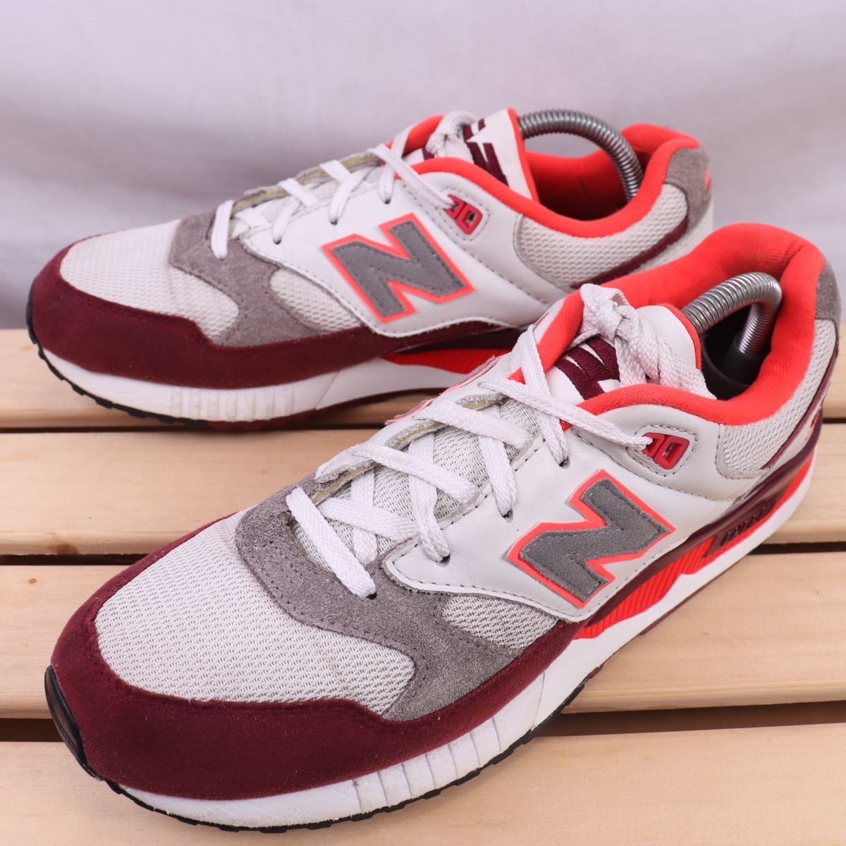 z927【530】ニューバランス US9 27.0cm/灰 グレー 赤 レッド エンジ ピンク newbalance メンズ スニーカー 中古拍卖