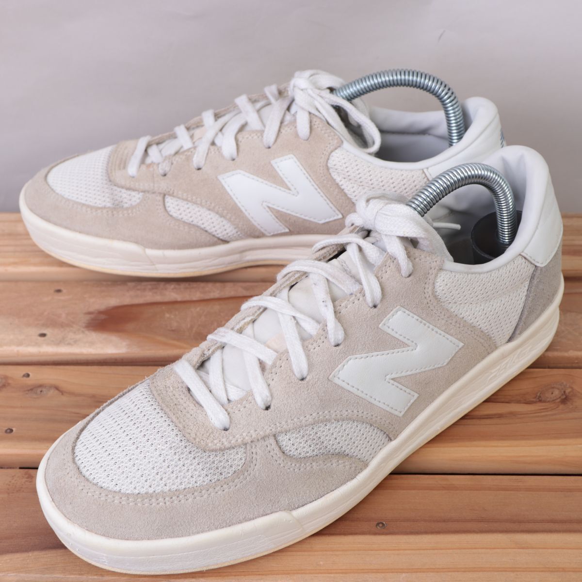 z1186【300】ニューバランス US8 26.0cm/ライトベージュ ライトグレー オフホワイト newbalance メンズ スニーカー 中古拍卖