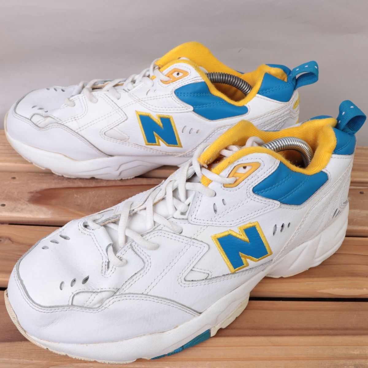 z1278【608】ニューバランス US10.5 27.5cm/白 ホワイト ブルー イエロー newbalance レディース スニーカー 中古拍卖