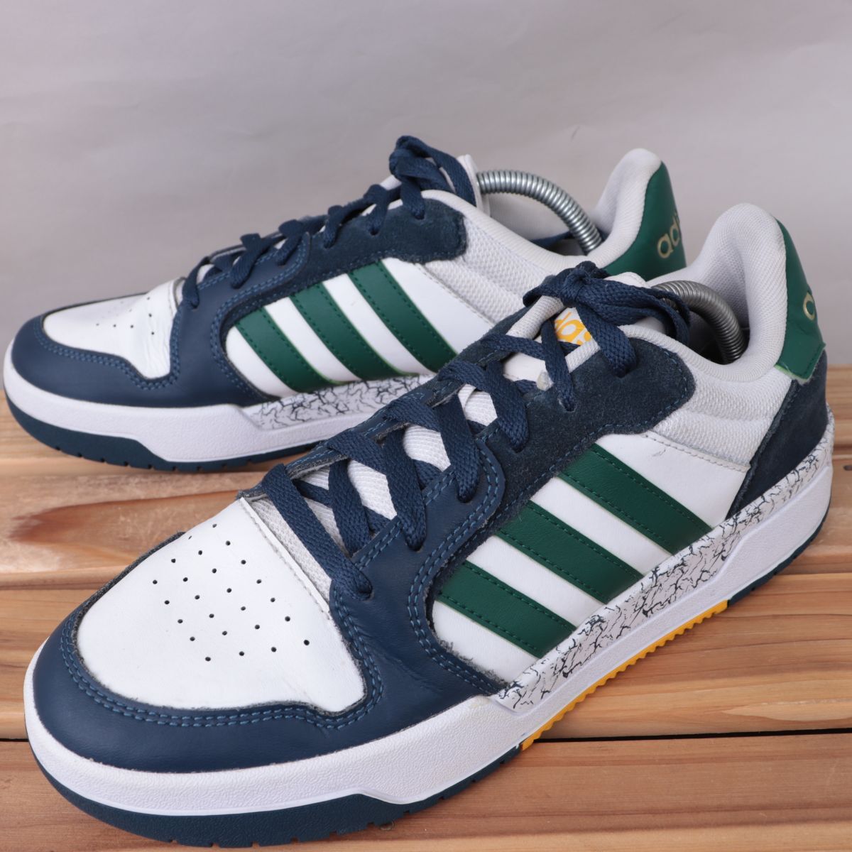 z1389 アディダス エントラップ US9 1/2 27.5cm/白 ホワイト 紺 ネイビー 緑 グリーン 黄 adidas ENTRAP メンズ スニーカー 中古拍卖