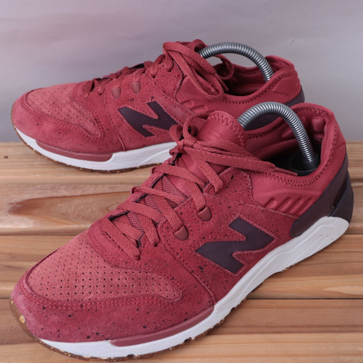 z1425【009】ニューバランス US8 26.0cm/バーガンディー ブラウン系 newbalance メンズ スニーカー 中古拍卖