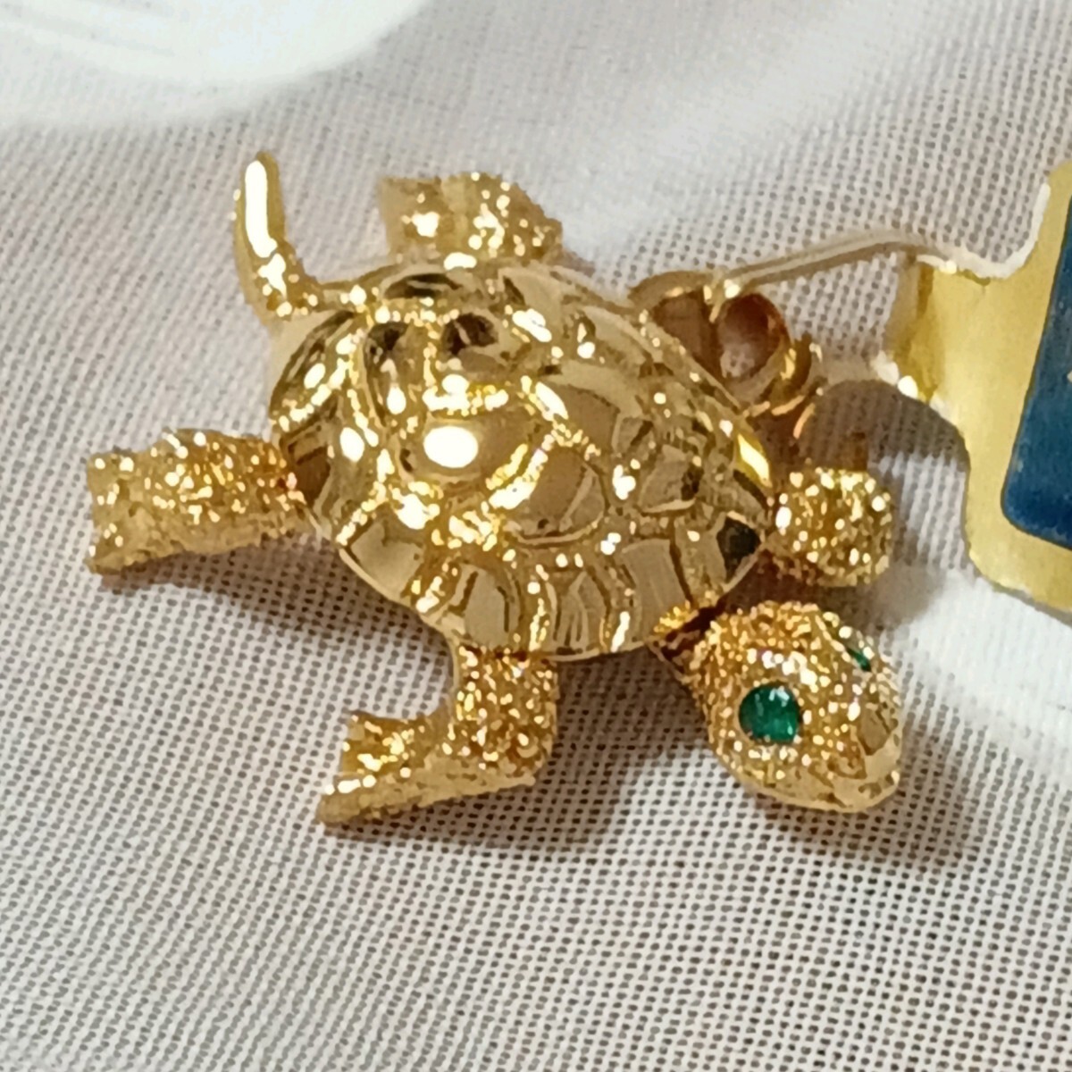 Monet モネ ゴールドカラー 亀モチーフペンダント トップ 未使用品 拍卖