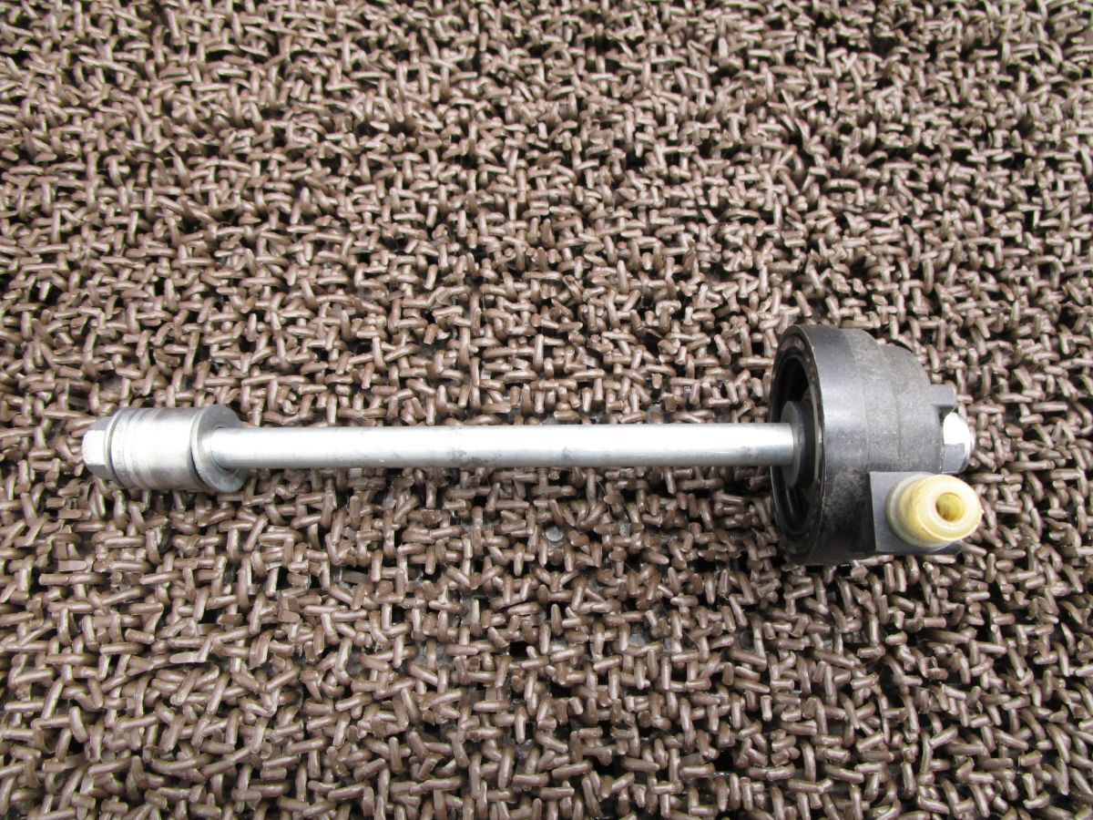 RZ50-2 フロントアクスルシャフト メーターギア ●A4914!RA01J ヤマハ 【 A106E 】 キャブ車 12V拍卖