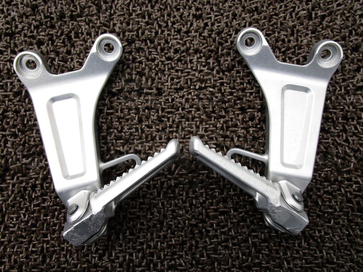 CBR600RR タンデムステップ ステー 左右 ●A4666!PC37 ホンダ 【 PC37E 】 FI インジェクション拍卖