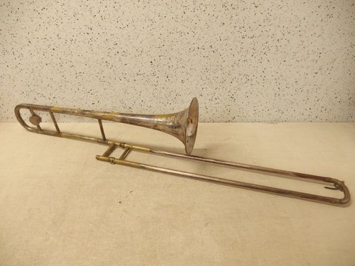 0850246s【サイズB】The Regent OHIO Band Instrument Co. Cleveland テナートロンボーン 全長113cm程/管楽器/実用性未確認/ジャンク品拍卖