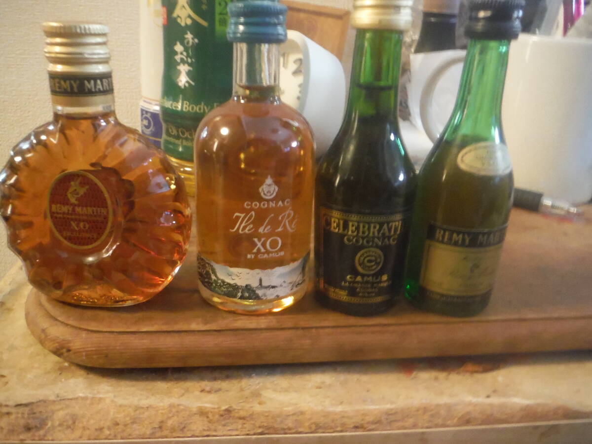 50ml 30ml カミュ レミーマルタン コニャック ミニボトルコレクション ブランデー 4本拍卖