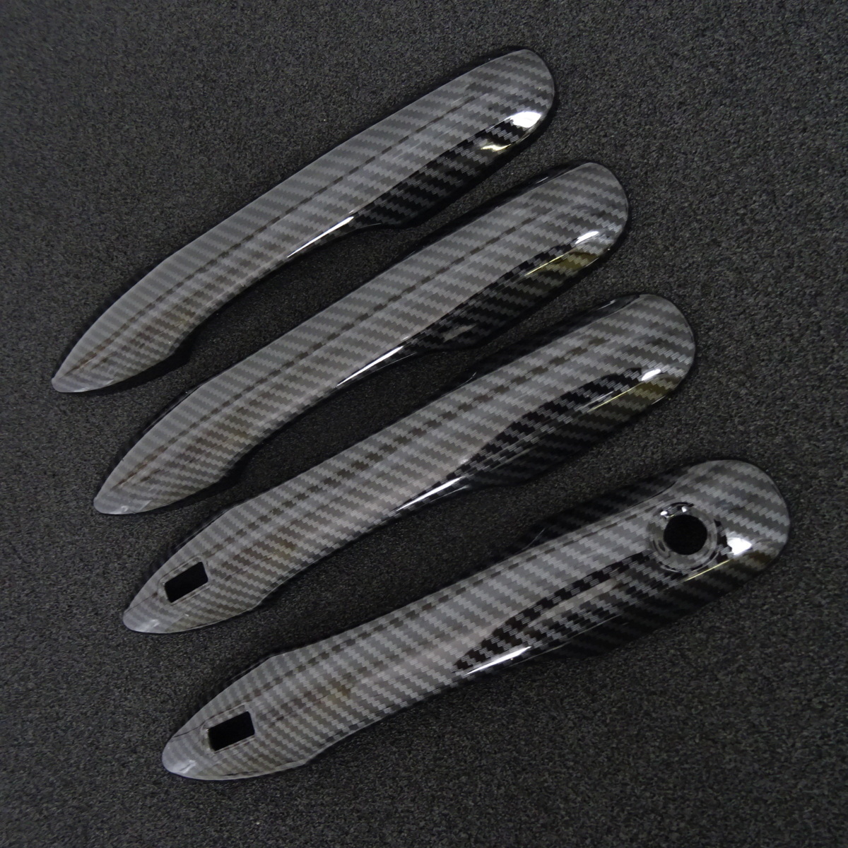 スポーティ全開♪ カーボン ルック ドアハンドル カバー ヤリス KSP210 MXPA10 MXPA15 MXPH10 MXPH15 X G Z ハイブリッド X G Z拍卖