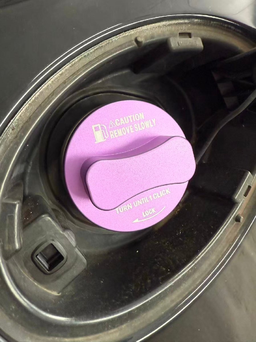 デザイン性UP♪ ベンツ 給油キャップ タンクキャップ カバー パープル W205 C180 C200 C220d C250 C300 C350e C450 C43 C63 Cクラス拍卖