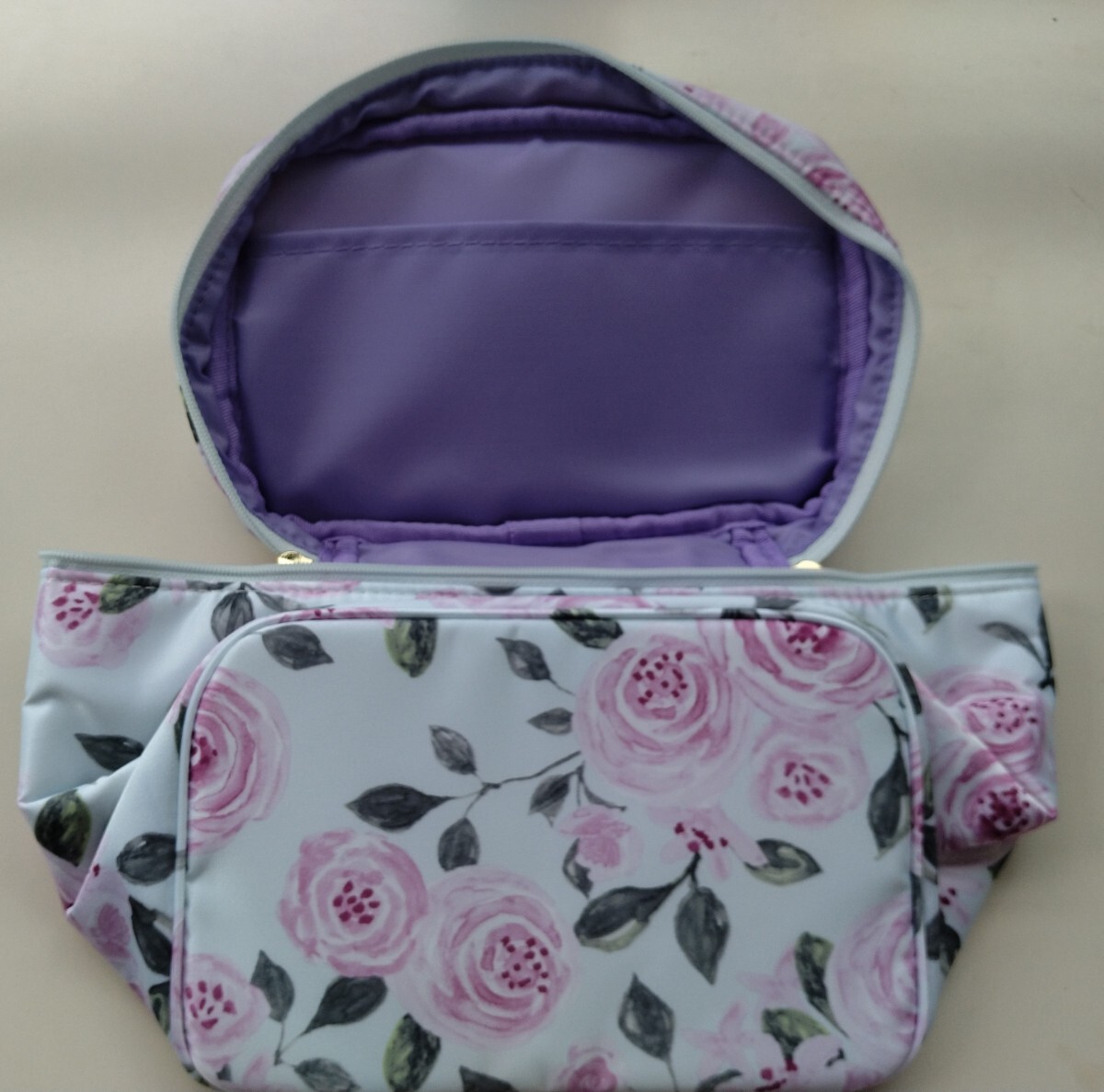 【新品未使用】クリスタルジェミー オリジナルバニティ拍卖