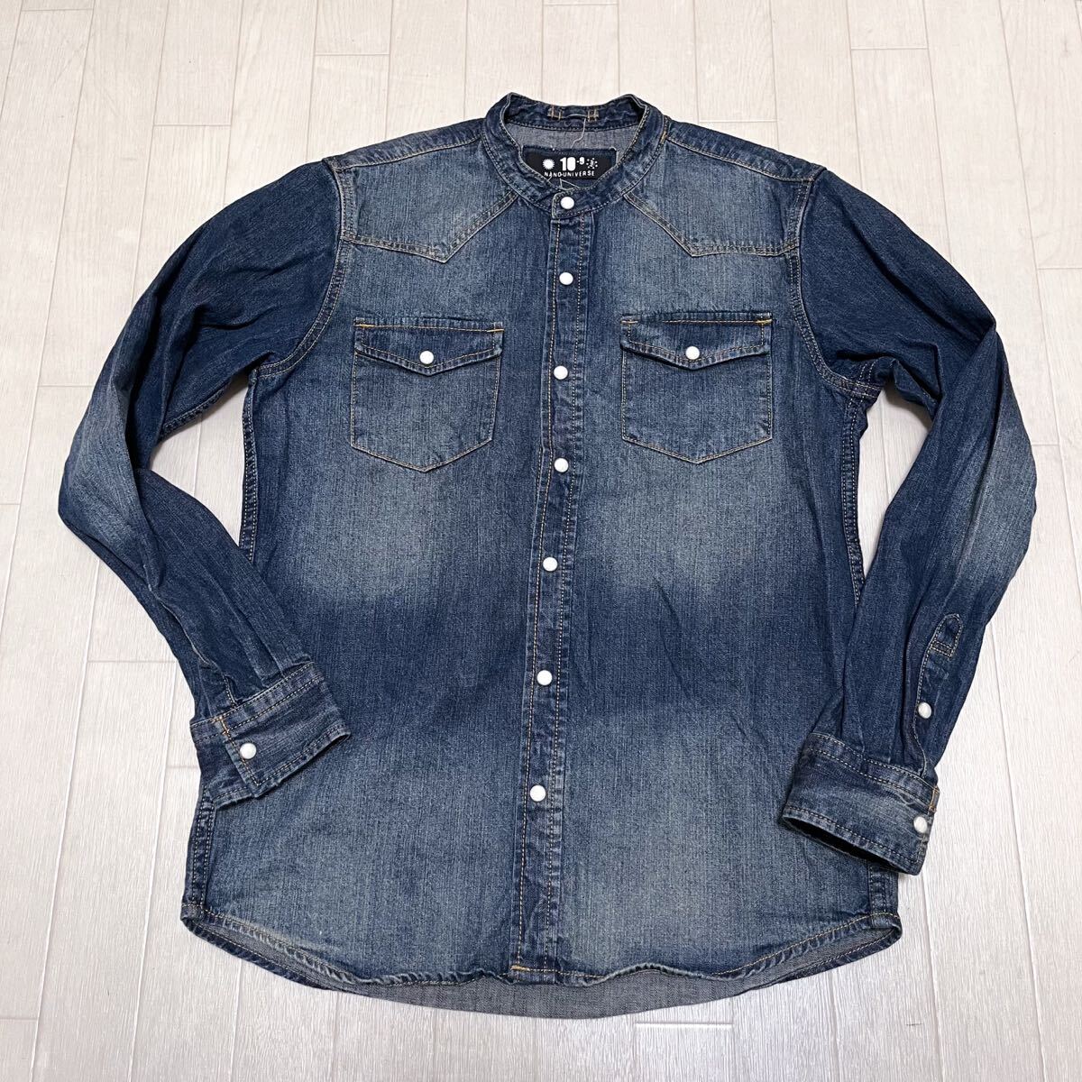 和807★ nano universe 10-9 ナノユニバース デニムシャツ バンドカラー 長袖 ワークシャツ S ブルー メンズ拍卖