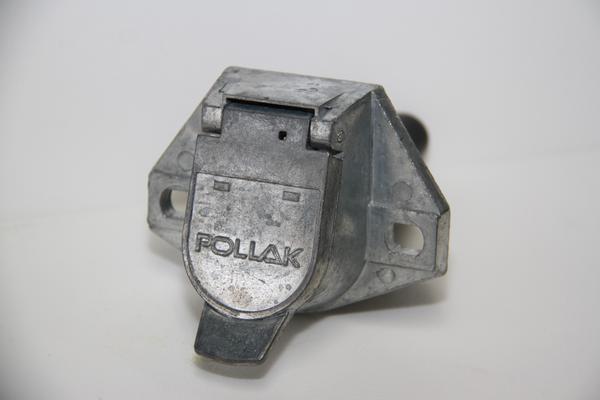 Pollak ポラック アルミ・牽引車側配線コネクター、ソケット 7ピン(ロゴの変更あり)(MADE IN TAIWAN)拍卖