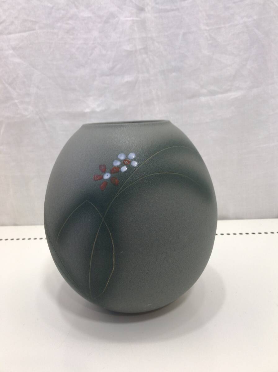 城山陶器商事株式会社 花瓶 モスグリーン 信楽焼 S拍卖