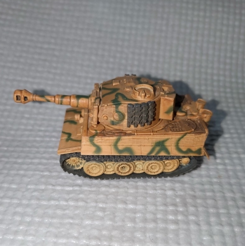 ワールドタンクデフォルメ ドイツ軍 重戦車 タイガーI 後期型 ツィメリット 海洋堂拍卖