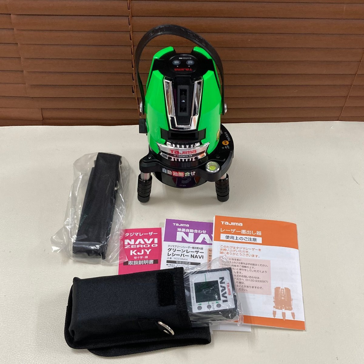 ☆中古品☆ タジマ ZEROGN-KJYSET 本体+受光器+三脚+ケースセット NAVI(追尾)グリーンレーザー墨出し器 電池専用拍卖