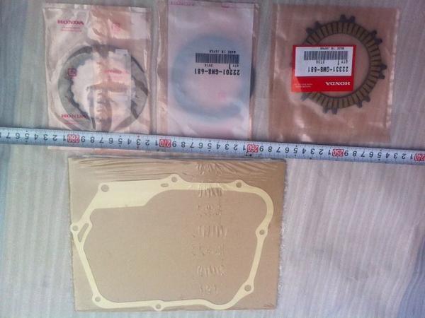 送料込新品 カブ90クラッチ板3枚ガスケット1枚ホンダ純正拍卖