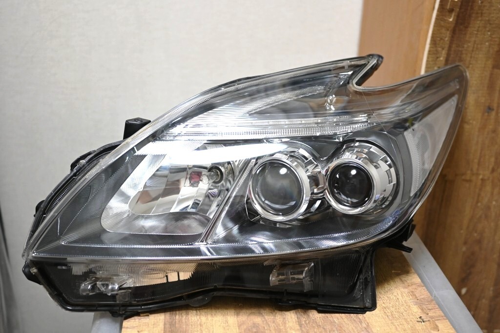 イルミOK 美品 付属品完備 ZVW30 ZVW31 PRIUS 30 プリウス ツーリング 後期 純正 LED 左側 ヘッドライト ① KOITO 47-49 サ コーティング拍卖