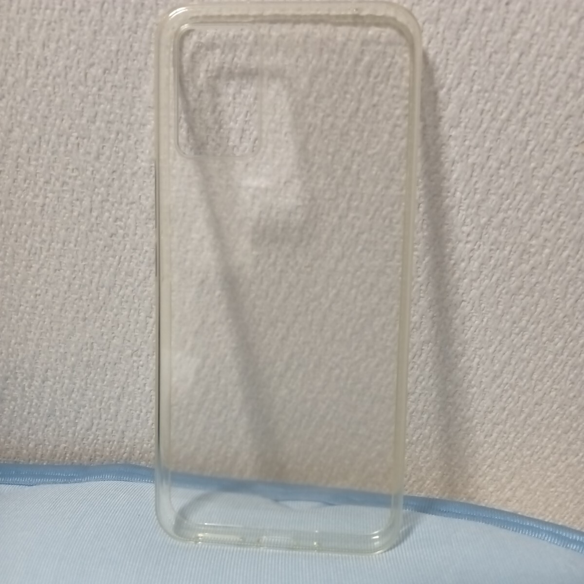 【未使用品・訳アリ】ZTE Libero 5G Ⅲ A202ZT 本体付属品 ソフトカバー拍卖