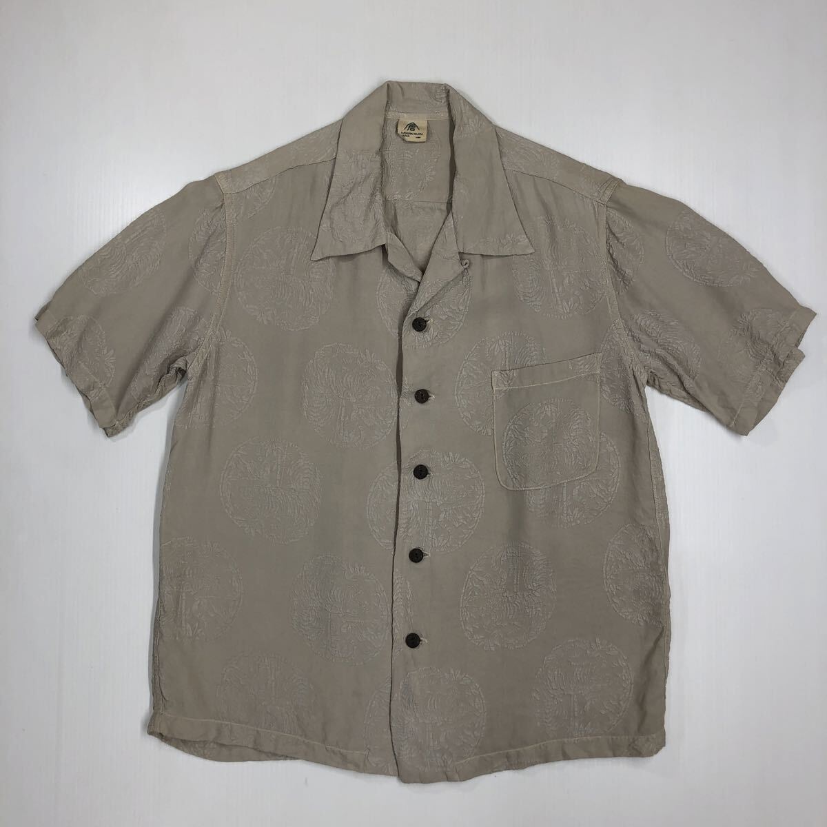 備中倉敷工房 ETERNAL ビチュウクラシキコウボウ エターナル 半袖シャツ アロハ 和柄エンボス サイズ1 ベージュ 48-19拍卖