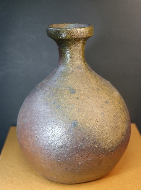 備前焼「中徳利」肩に陶印 端正 古備前風合い拍卖