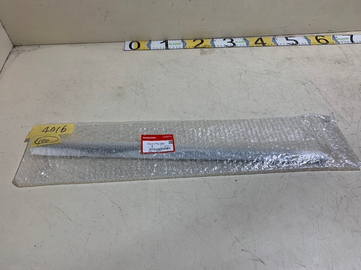 HONDA ホンダ N-BOX NBOX Nボックス エヌボックス JF3 JF4 JF5 JF6 右スライドドアモールディング 水切りモール 右リアドア 72910-TTA-003拍卖