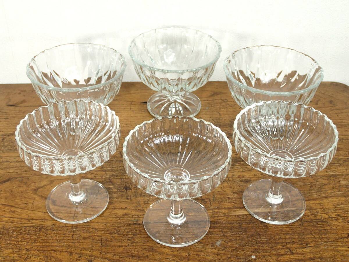 昭和レトロ 喫茶店グラス フラッペグラス パフェグラス サンデーグラス 輪花 菊割 デザートグラス 2種類 6客セット拍卖