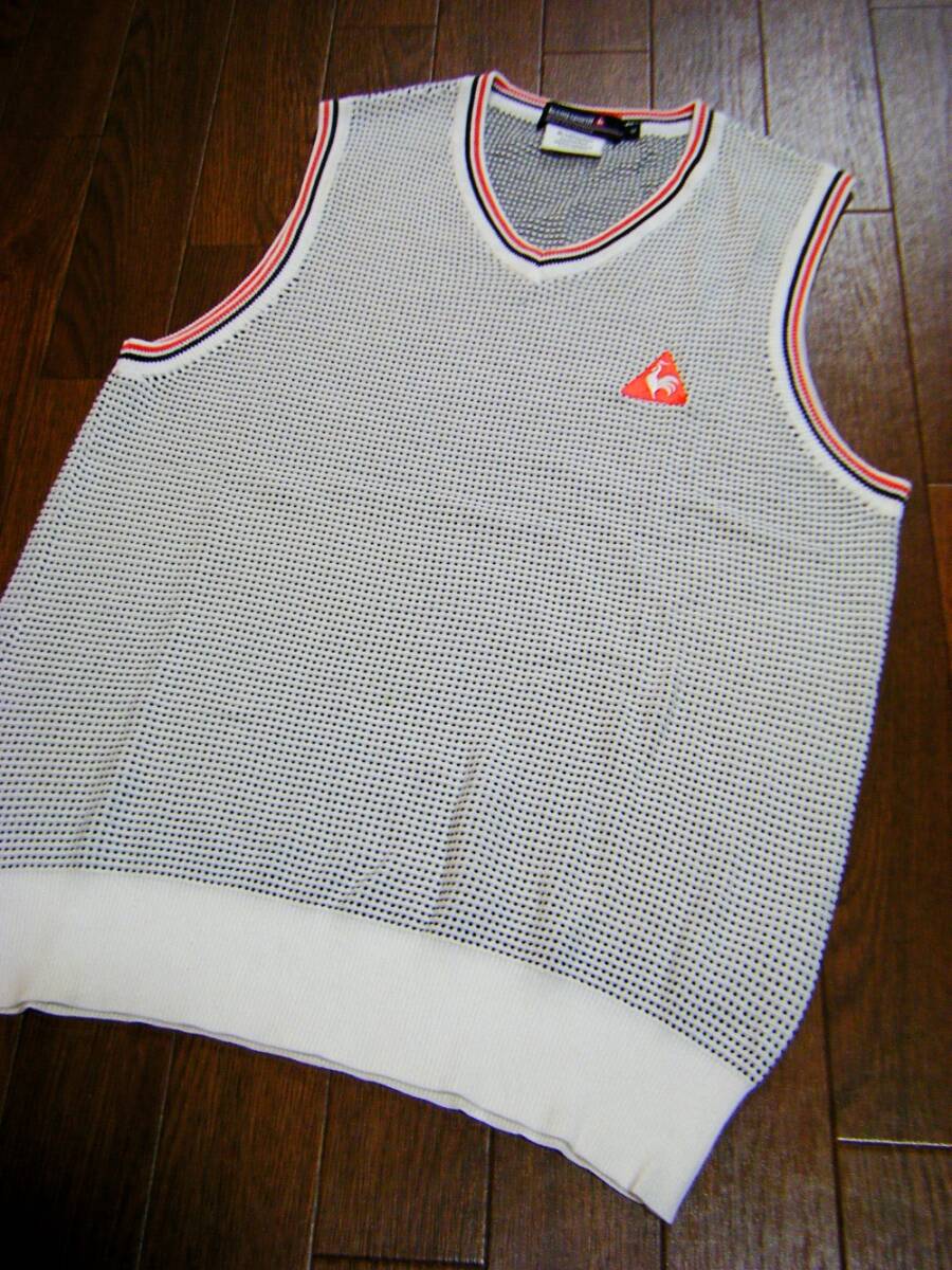 超伸縮/美品〇ルコックGOLF ベスト M 薄手 3Dドット縫製 刺しゅうロゴ オフホワイト拍卖
