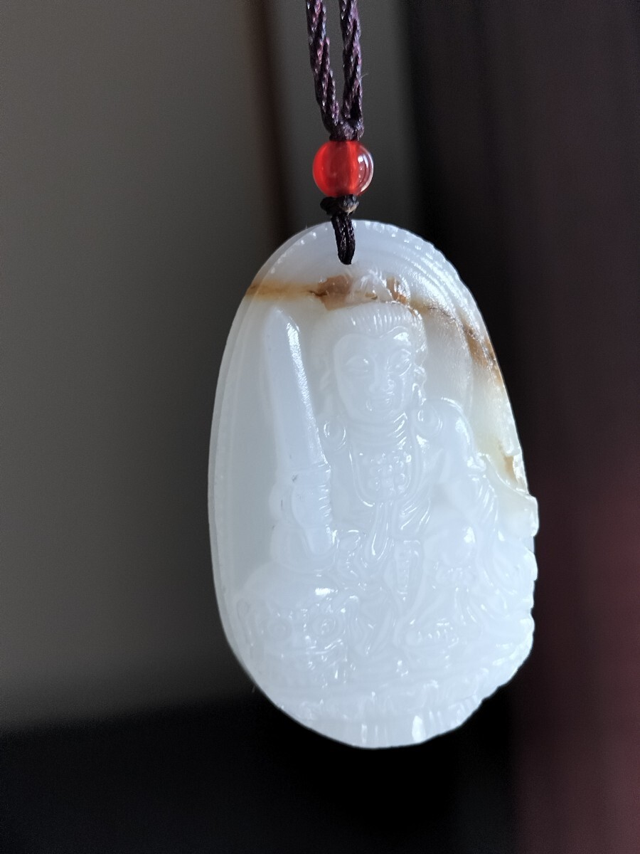 【特価品】天然白玉 天然石 文殊菩薩彫刻 ネックレス拍卖