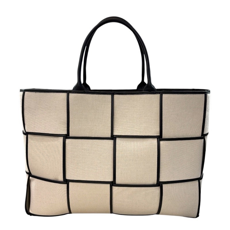 ボッテガ・ヴェネタ BOTTEGA VENETA アルコトートラージ ナチュラル・ブラック キャンバス・レザー トートバッグ メンズ 中古拍卖