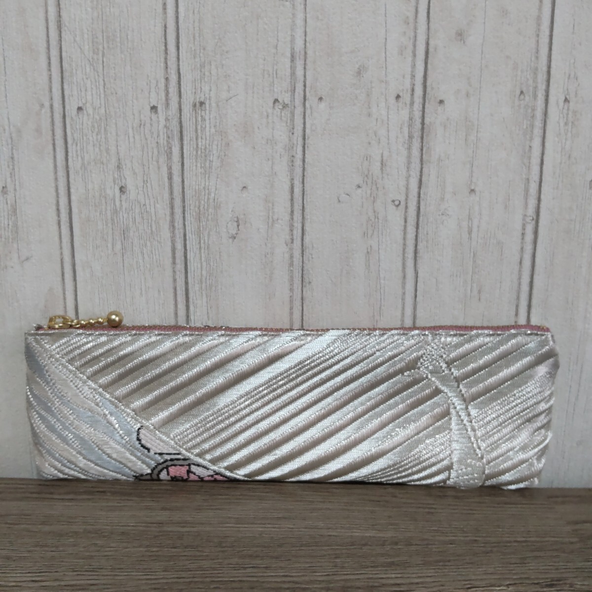 ペンケース★スリム★【わ★heart】 帯リメイク ハンドメイド 着物 ポーチ 眼鏡 ソフトケース 孔雀 花拍卖