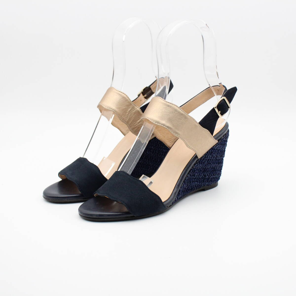 68■EIZO エイゾー 本革ウエッジサンダル(23cm)美品拍卖